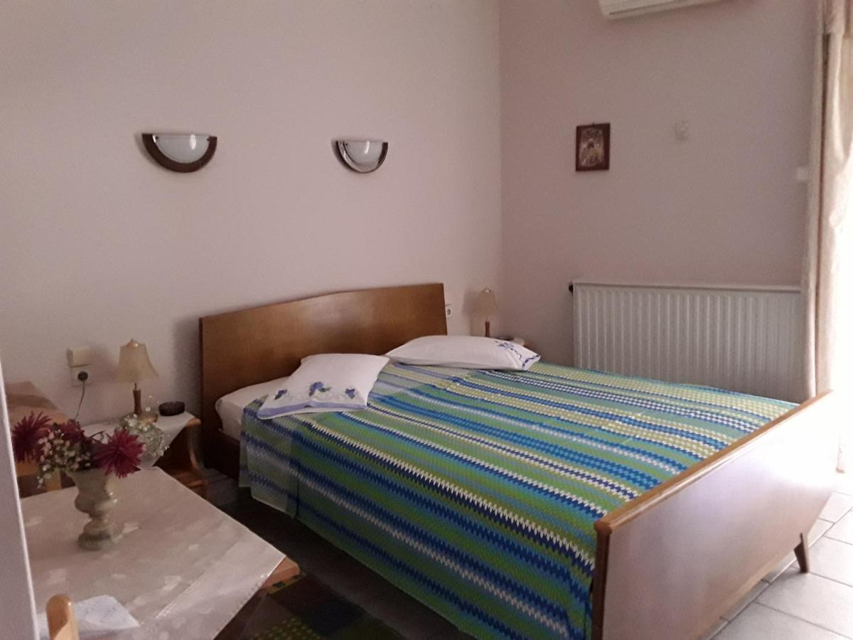 Γιαννουλα Κρετση Hotel Kaména Vúrla Kültér fotó