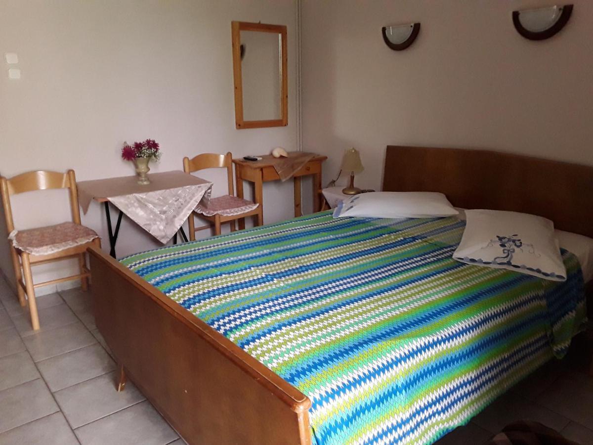 Γιαννουλα Κρετση Hotel Kaména Vúrla Kültér fotó